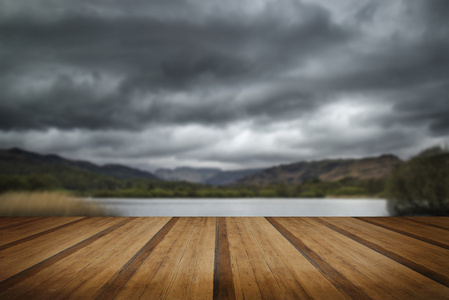 西湖区乡村景观的暴风雨戏剧性上空