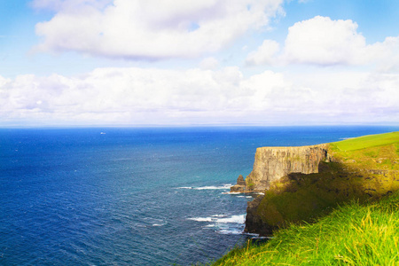 莫赫悬崖，爱尔兰西海岸，在野生大西洋克莱尔郡