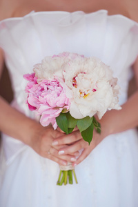 新娘抱着花束混合