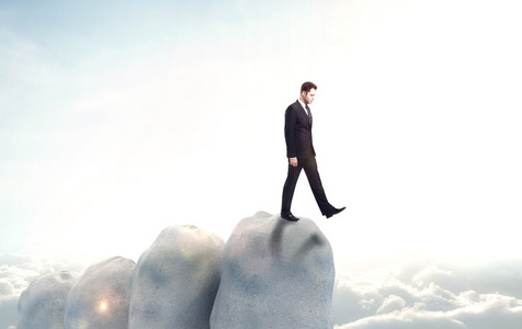 跌入深渊商人跌入深渊照片