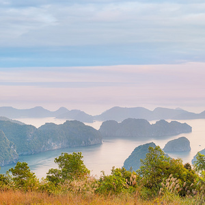 下龙湾的观全景