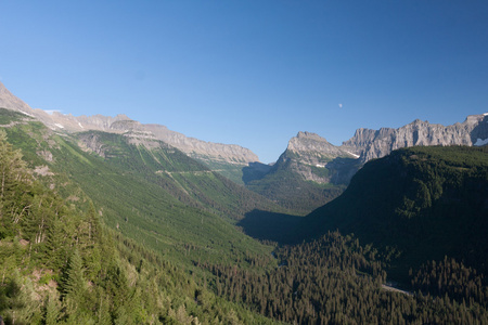 崇山峻岭股票图像去太阳路