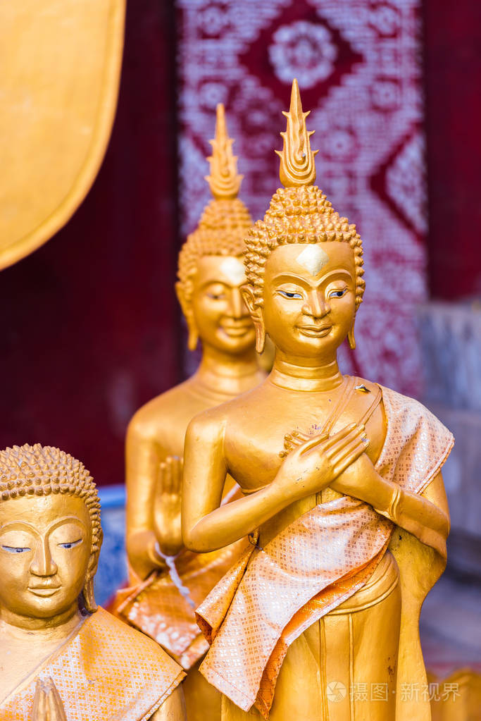 佛教的神,louangphabang,老挝的雕像.特写镜头.垂直