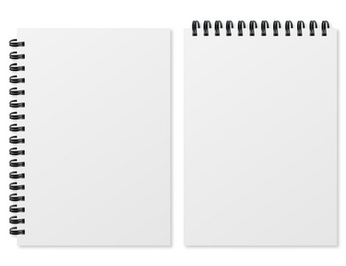 白色背景上的空白现实螺旋记事本