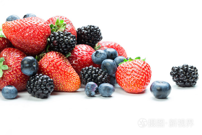 新鲜混合莓果