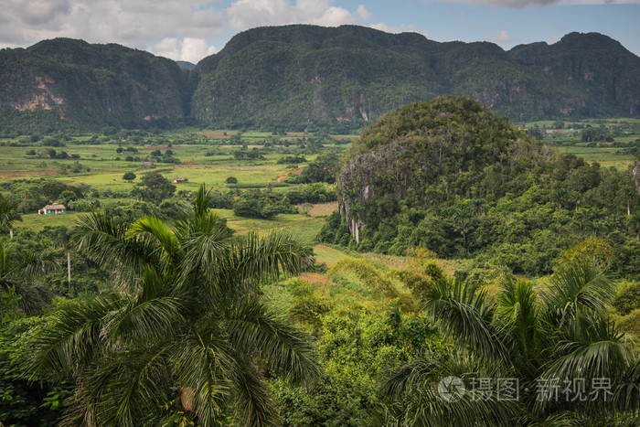 在与古巴的峰林景观尽收眼底