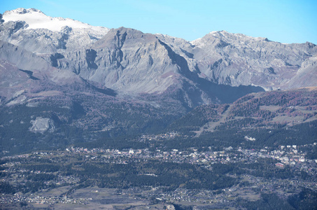 克莱恩蒙塔纳山中度假胜地