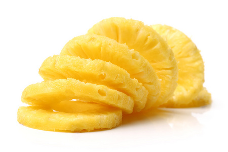 腌渍菠萝切片照片