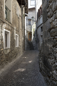 协会 Como，意大利，典型的旧街
