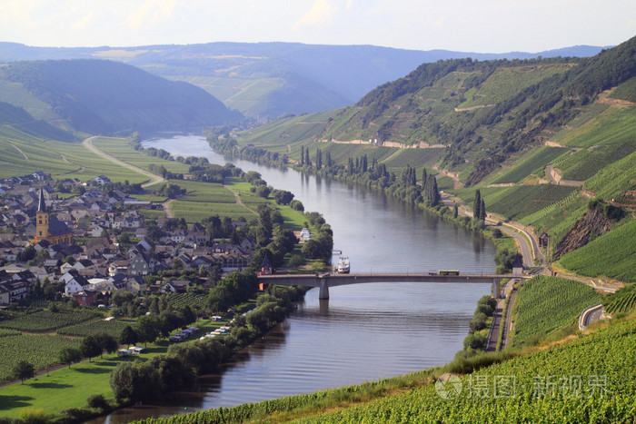 在德国河摩泽尔河