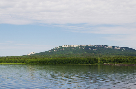 Zyuratkul 国家公园。俄罗斯