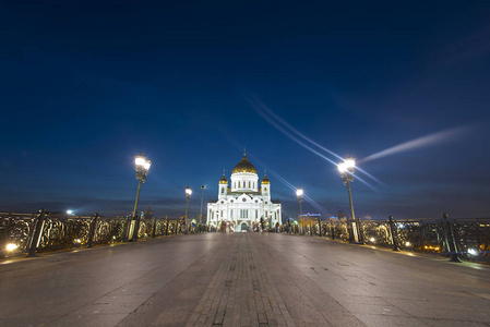 基督教在夏天的晚上在莫斯科救世主大教堂
