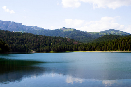 山和湖