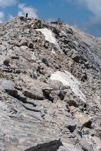 维赫伦峰峰值，皮林山全景视图