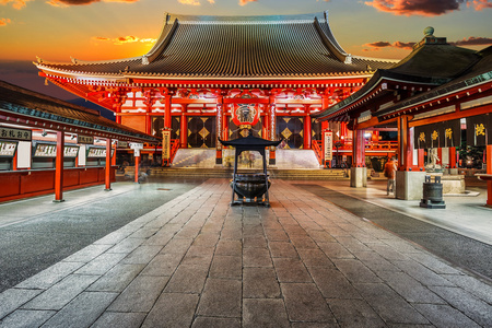 在日本，在东京的浅草寺寺 浅草观音