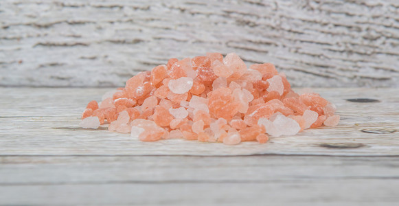 喜马拉雅山盐喜马拉雅山岩盐照片