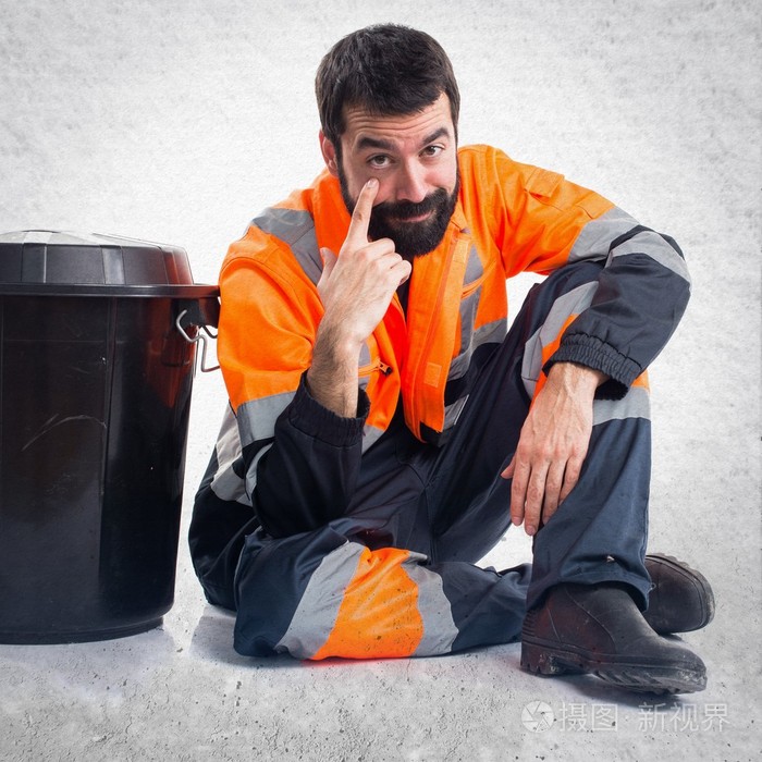 垃圾人呈现出一些东西