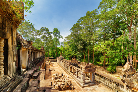 吴哥古塔科寺画廊及遗址景观图片