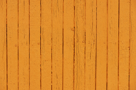 橙色片状漆木栅栏上
