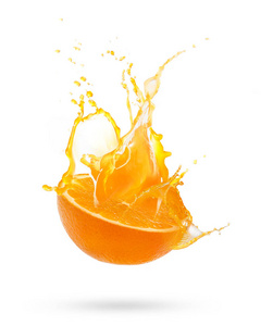 鲜滑一半成熟橙色水果与橘汁飞溅 w