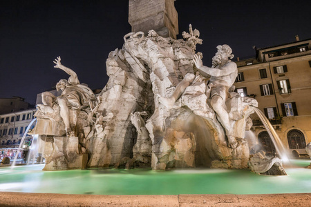 fontana dei quattro fiumi