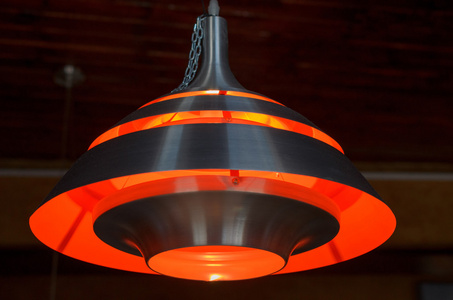 橙色灯放射出漂亮的看起来颜色图片