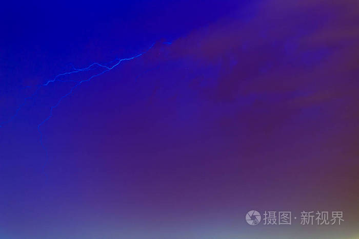 闪电雷云的背景照片 正版商用图片0dkmgt 摄图新视界 闪电雷云的背景照片 正版商用图片0dkmgt 摄图新视界