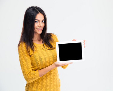 女人显示空白平板电脑屏幕