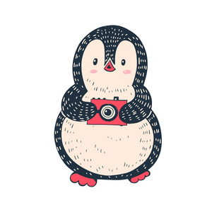可爱的企鹅与红色相机