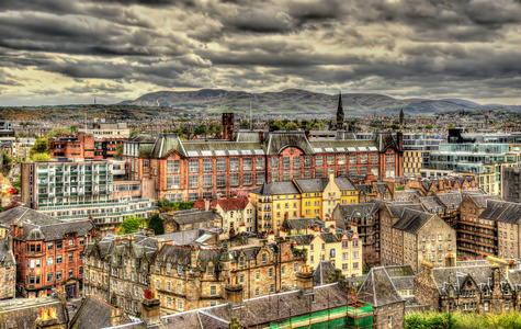 爱丁堡大学的苏格兰艺术的视图图片
