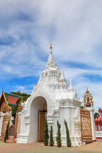 wat phrathat Hariphunchai 喃奔寺