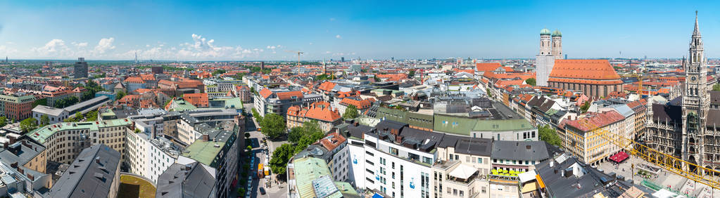 在德国的慕尼黑在炎热的夏天鸟瞰图