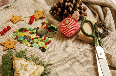 圣诞贺卡木制老式手工礼品 玩具 饼干 雪人 圣诞老人 按钮的心温暖的冬天与装饰