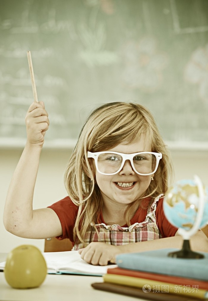 活泼的孩子,在教室里