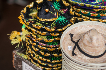 墨西哥市场在墨西哥市场发售的多彩松布照片