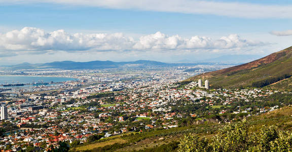 在南非开普镇城市天际线从山