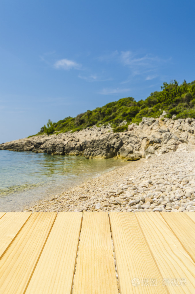 空的木桌上风景背景