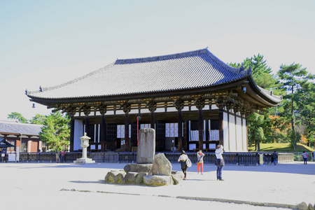 在奈良的兴福寺东金色大厅图片