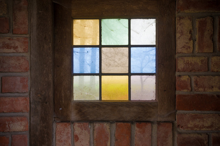 染色玻璃窗口