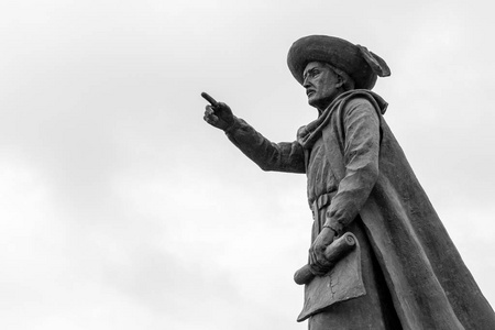 萨格雷斯葡萄牙航海家亨利王子雕像照片