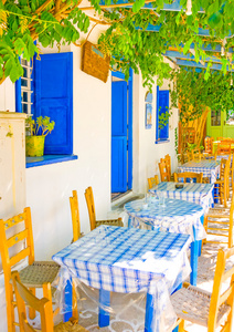 在希腊传统餐厅