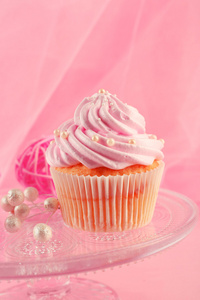 美味的粉色小蛋糕装饰，特写