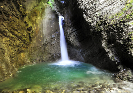 Kozjak 瀑布，Kobarid 斯洛文尼亚