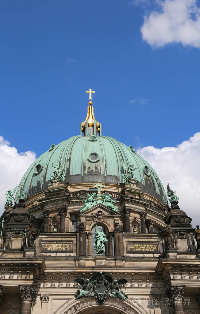 在柏林在德国巴洛克风格教堂的圆顶照片-正版商用图片0dzzzh-摄图新视