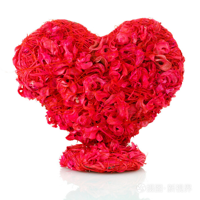 白色的玫瑰花朵心