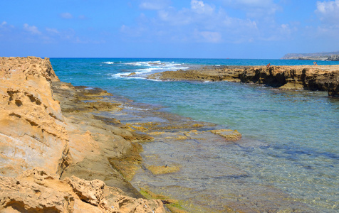 岩石在爱琴海海岸