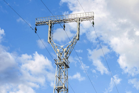 高压铁塔输电线路照片