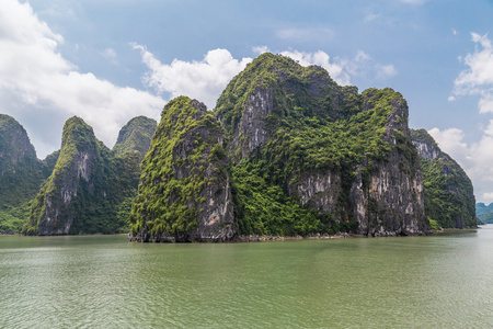 越南下龙湾的岩层