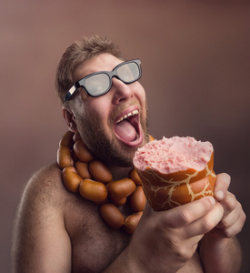 欧美重口味胖男人和香肠照片