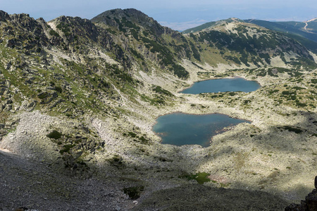 从大部分的峰值，里拉山的全景到 Musalenski 湖
